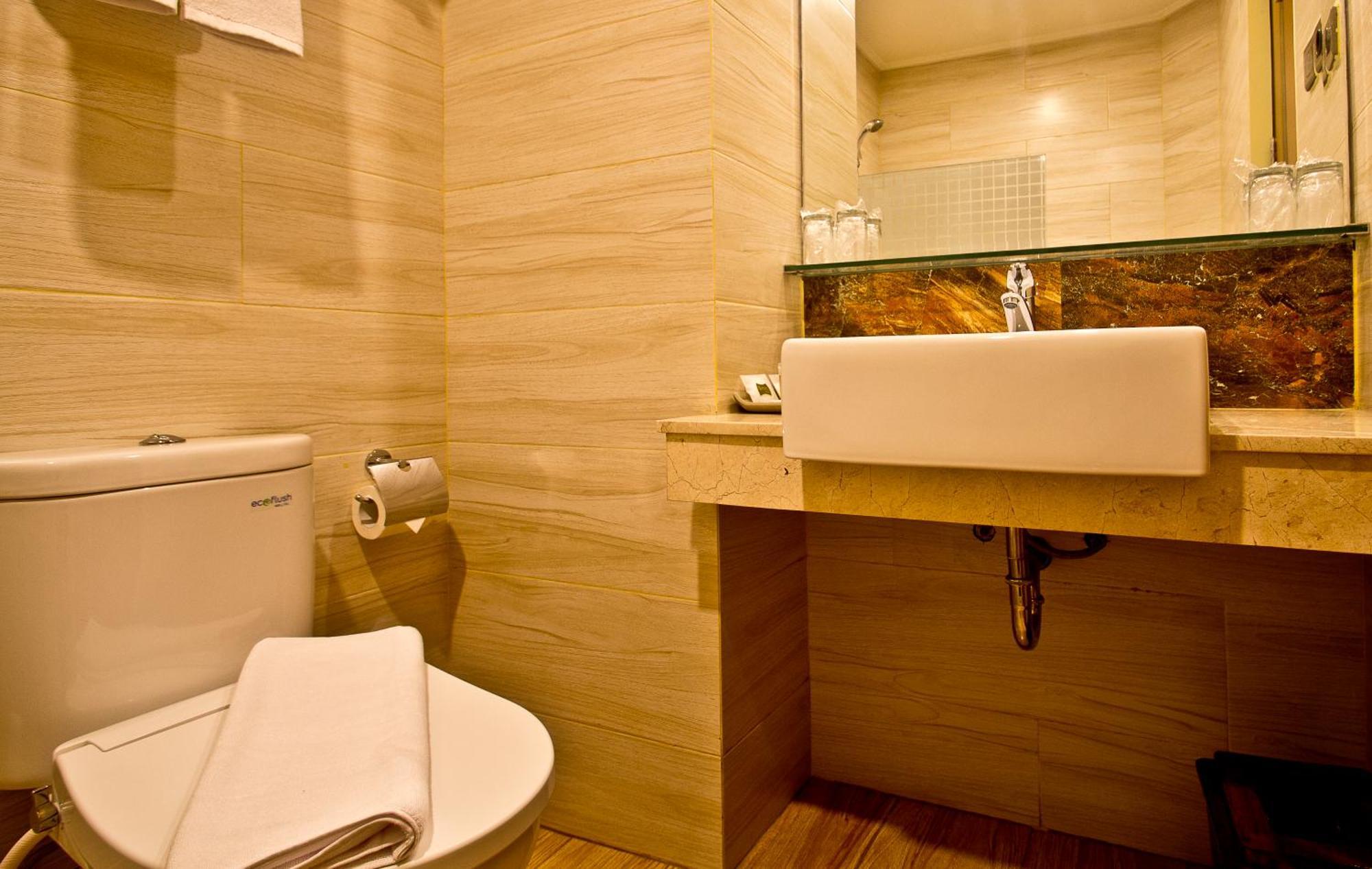 Green Batara Hotel Bandung Værelse billede