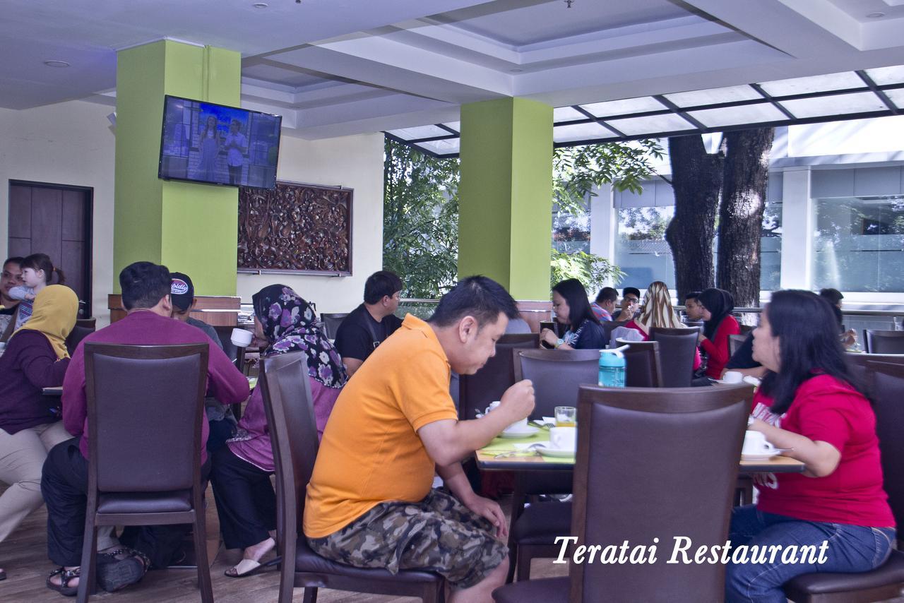Green Batara Hotel Bandung Eksteriør billede