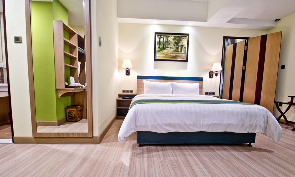 Green Batara Hotel Bandung Eksteriør billede